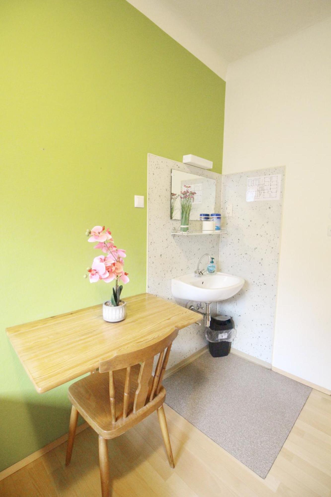 Hospedagem domiciliar Single In Hutteldorfer Strasse Area Viena